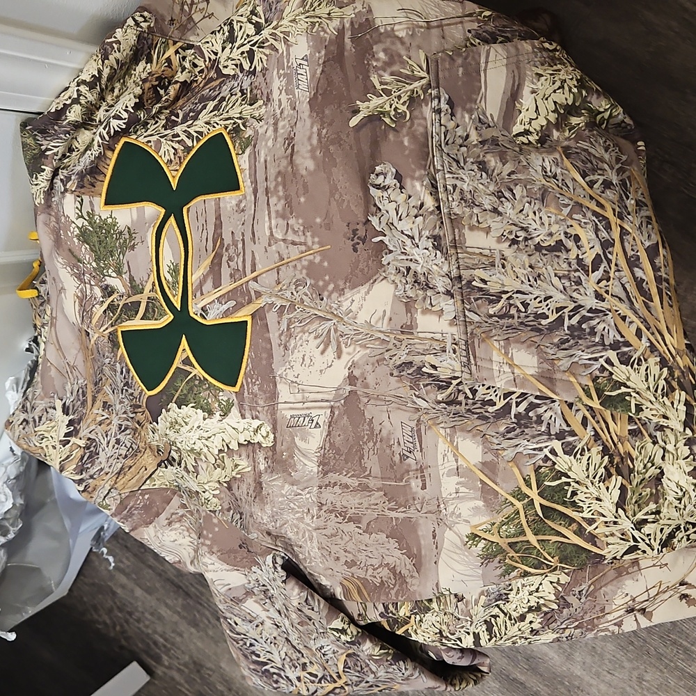 Rare UA Logo Hooded Sweatshirt Polyester Realtree Max-1 Camoflauge Camo Hoodie